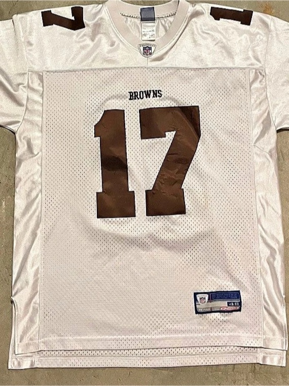Reebok NFL Cleveland Browns #17 Braylon Edwards Away White Jersey football Large